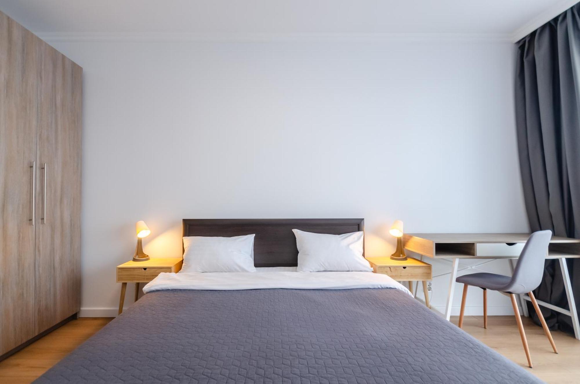 Petrovdom 7-27 In Rc Kvartet Cozy Apartment Nearby With Central Railway Station Kiev Buitenkant foto