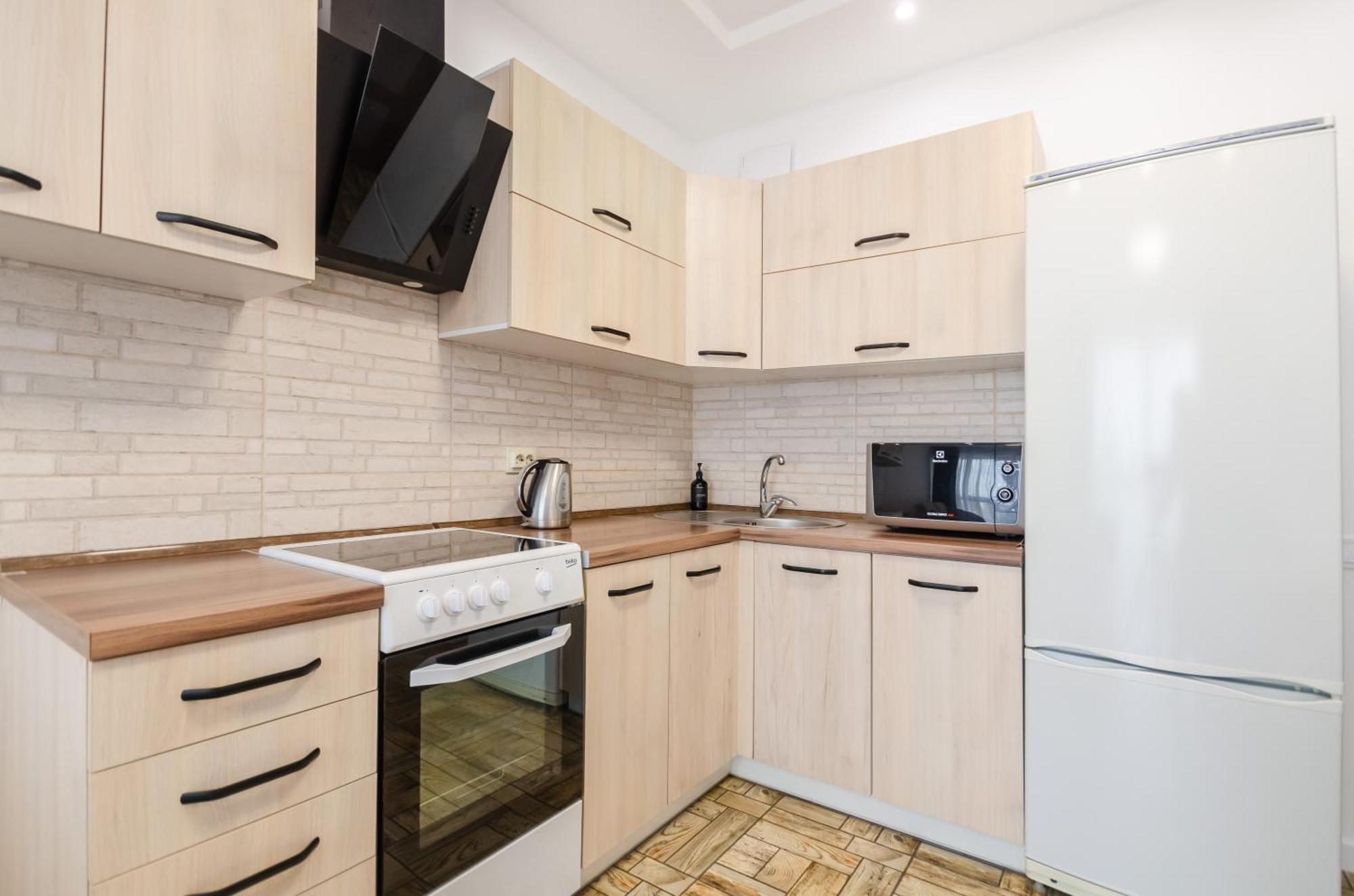 Petrovdom 7-27 In Rc Kvartet Cozy Apartment Nearby With Central Railway Station Kiev Buitenkant foto