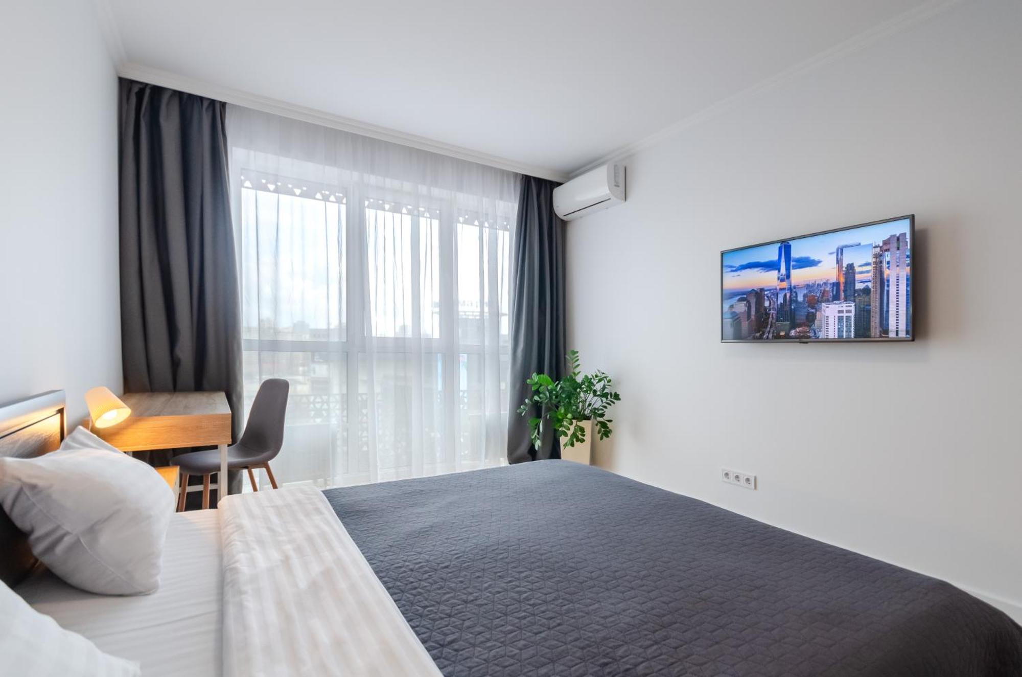 Petrovdom 7-27 In Rc Kvartet Cozy Apartment Nearby With Central Railway Station Kiev Buitenkant foto